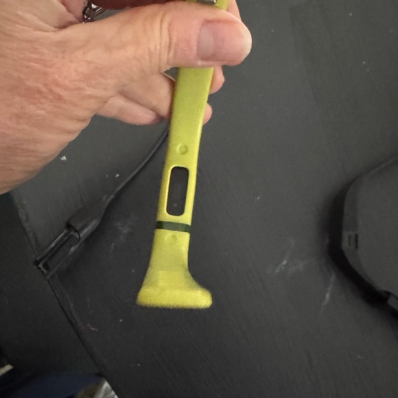 Women’s Fitbit - Picture 2 of 2